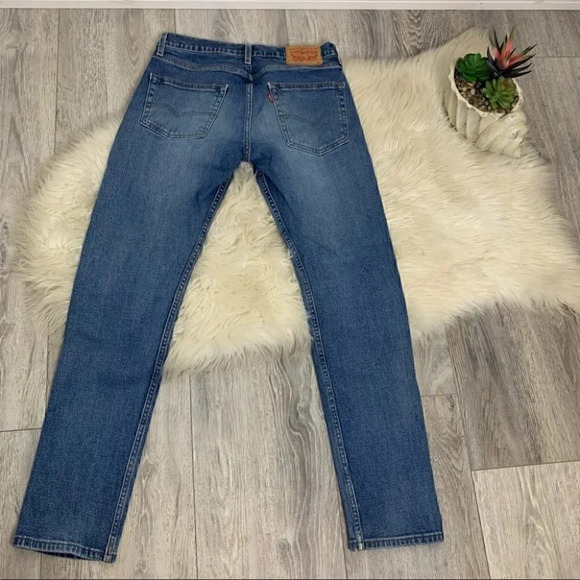 Levi's® 502 Regular Tapered Fit Jeans medium wash 30x32 - Picture 8 of 11